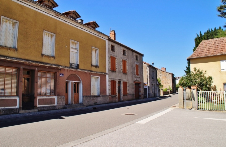 Le Village - Augignac