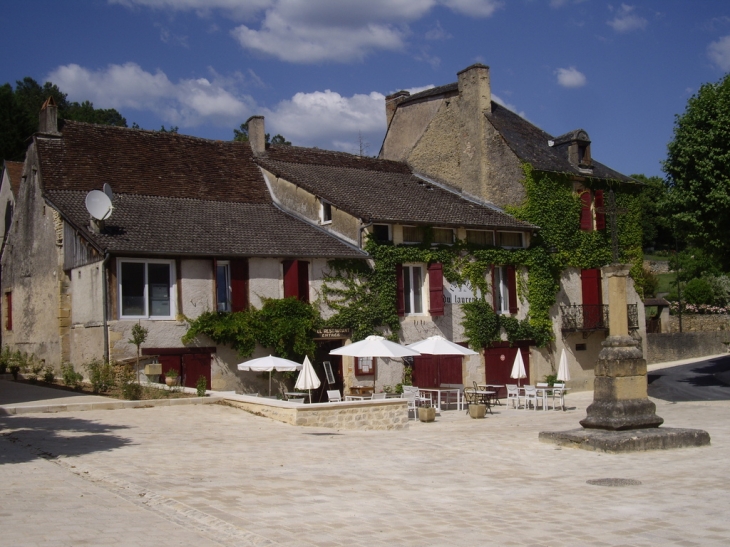 Hôtel restaurant du Laurence. - Auriac-du-Périgord