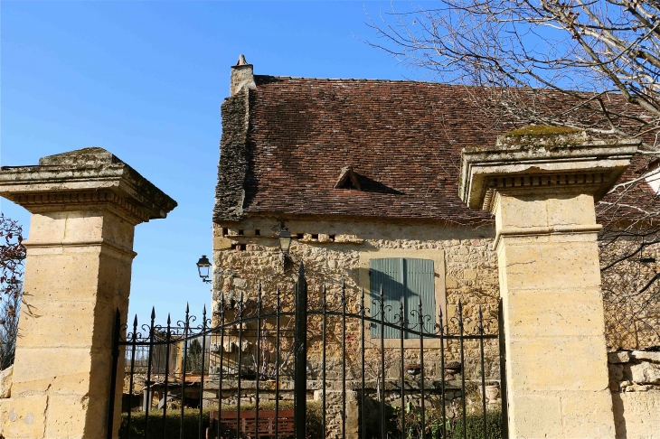 Dans le village - Badefols-sur-Dordogne