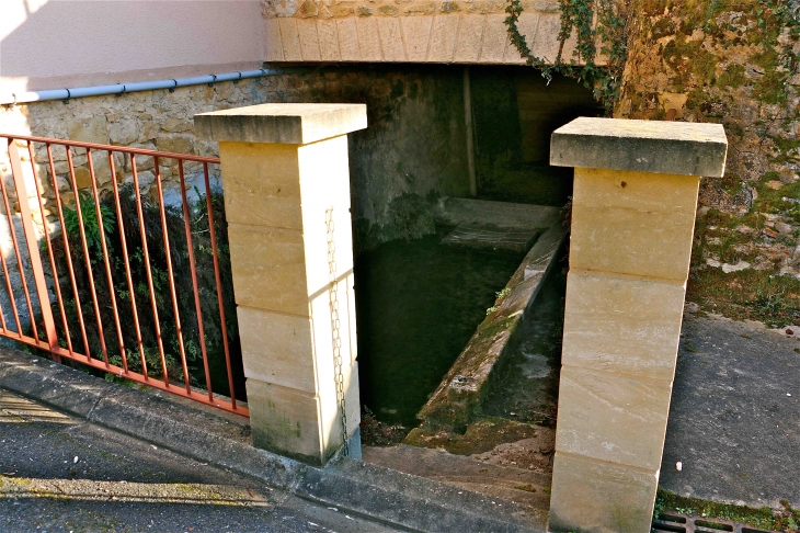 Le Lavoir - Badefols-sur-Dordogne