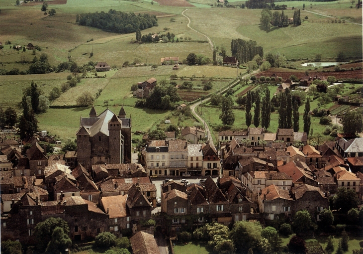 Vue générale (1988). - Beaumont-du-Périgord