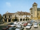 La place des Arcades (carte postale de 1990)