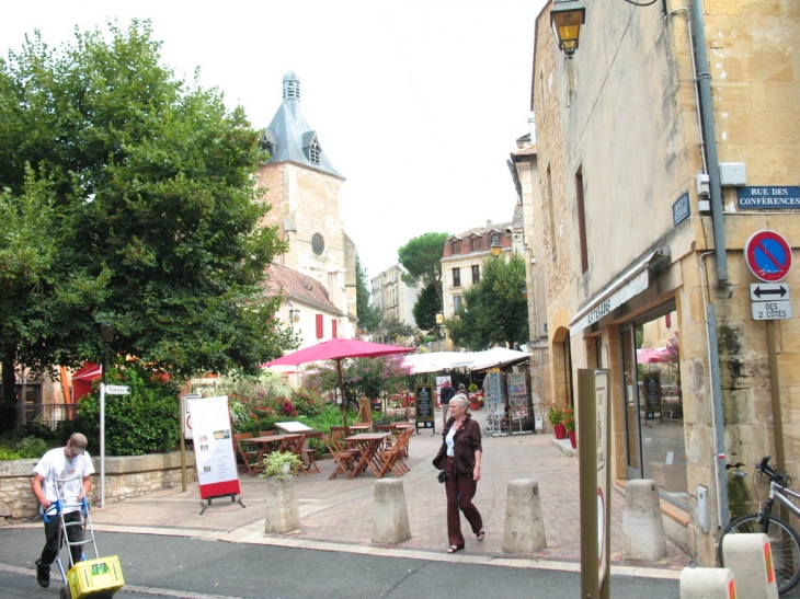 EGLISE - Bergerac