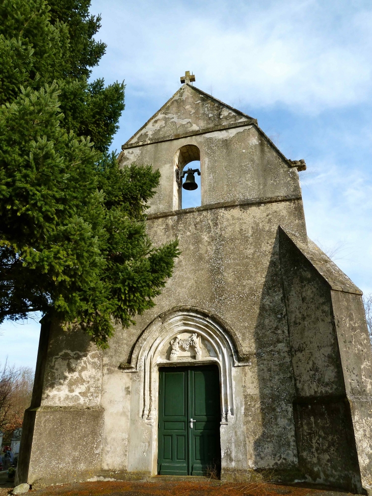 La Chapelle de La Conne avec son clocher-mur. - Bergerac