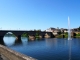 Photo précédente de Bergerac La Dordogne, une Gabarre, le Vieux Pont et au loin le clocher de l'église de la Madeleine.