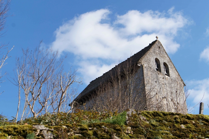 L'église Saint-Martin, XIIe (nef), XVe et XVIe siècles. - Besse