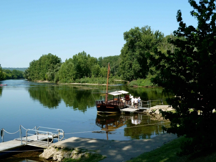 Sur les bords de la Dordogne - Beynac-et-Cazenac