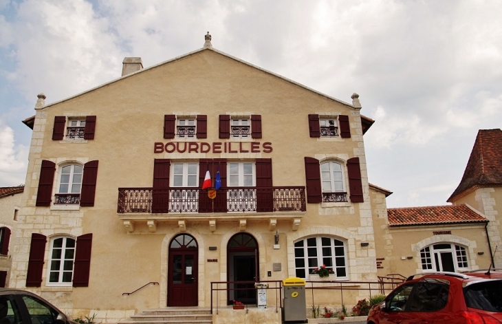 La Mairie - Bourdeilles