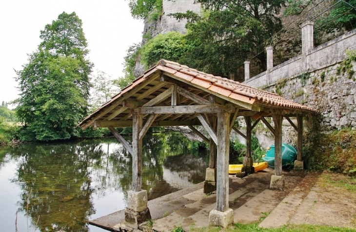 Lavoir  - Bourdeilles