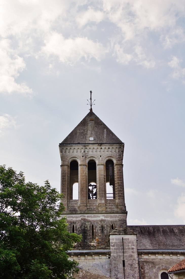 &&église Saint-Pierre - Bourdeilles