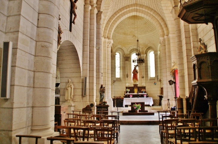 &&église Saint-Pierre - Bourdeilles