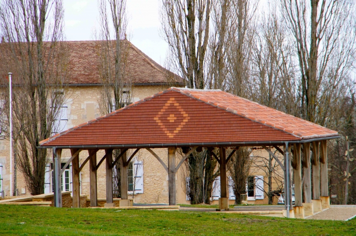 La Halle. - Bourrou