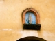 Photo précédente de Bourrou Détail : Niche de la Vierge dans l'ancien bâtiment religieux.