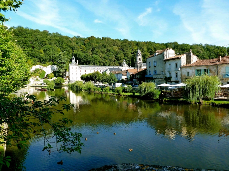 Les berges de la Dronne - Brantôme