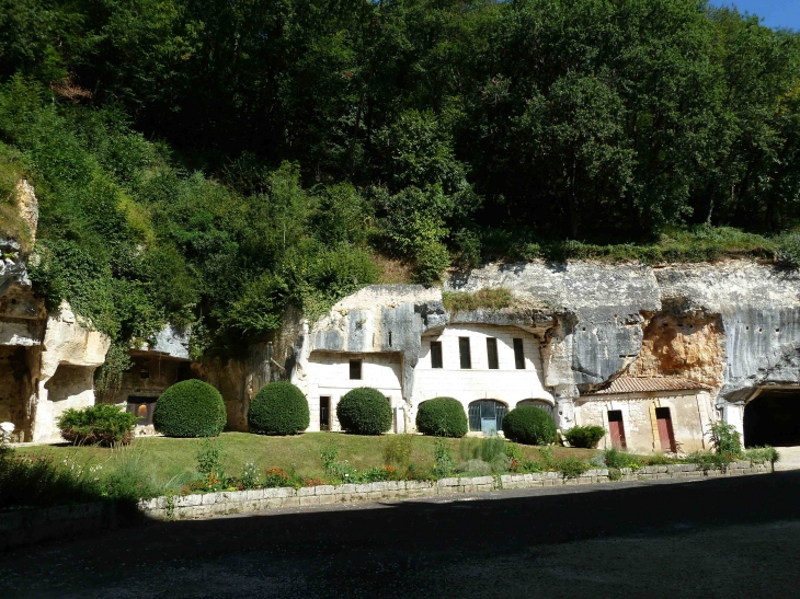 La Grotte du jugement dernier de l'Abbaye. - Brantôme