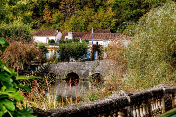 Le pont coudé - Brantôme