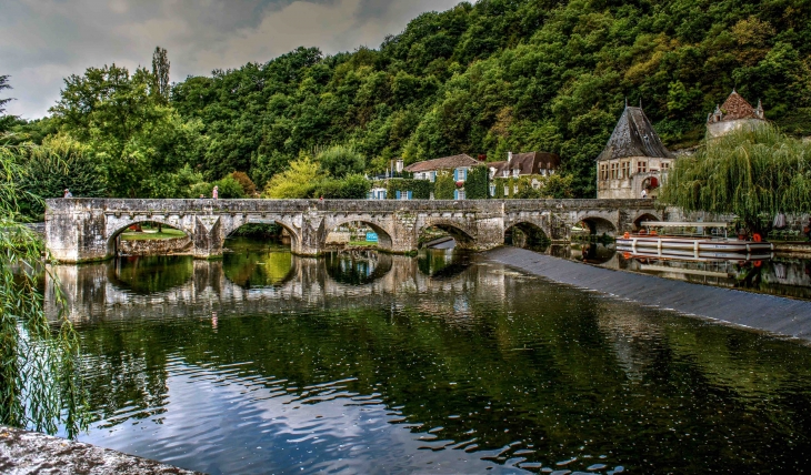 Le pont coudé - Brantôme