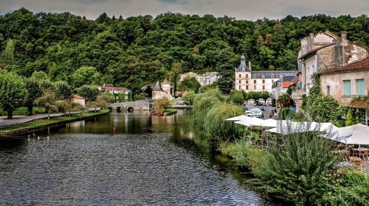 Le pont coudé - Brantôme