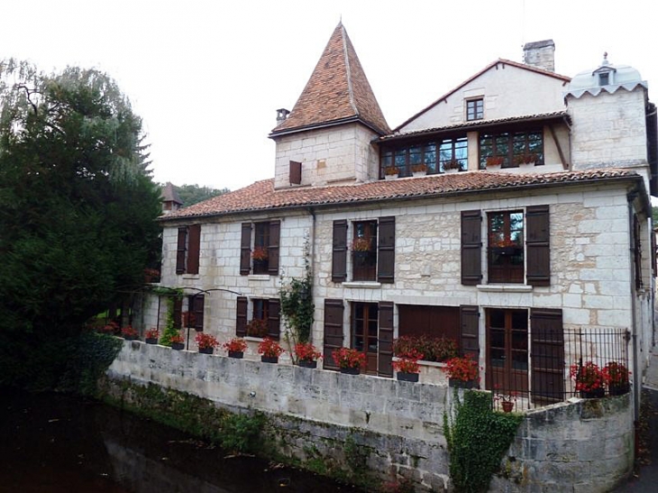 Maison au bord de la Dronne - Brantôme