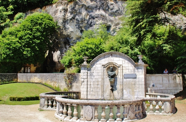 Fontaine - Brantôme