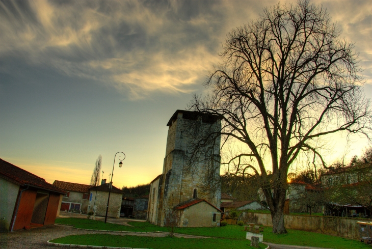 Église de Bussac