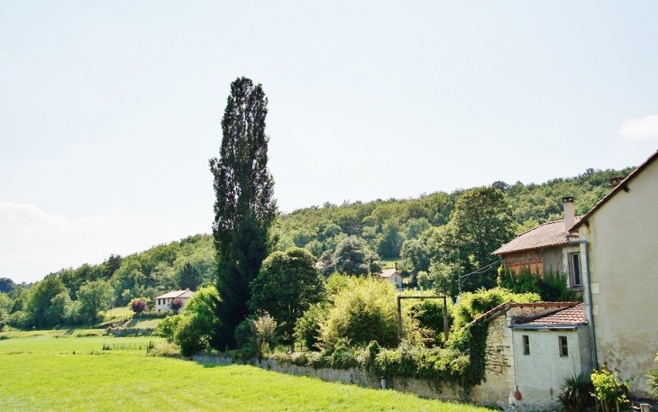 Le Village - Bussac