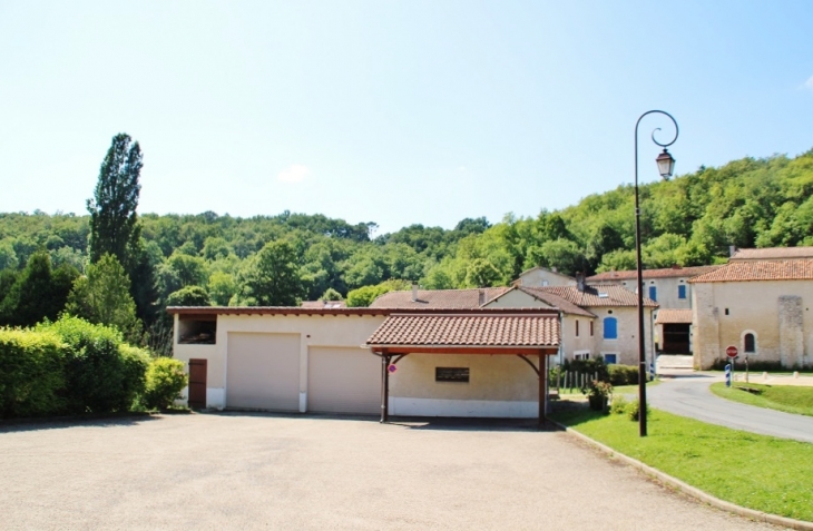 Le Village - Bussac