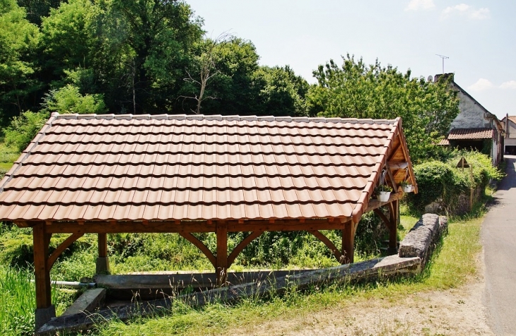 Lavoir  - Bussière-Badil