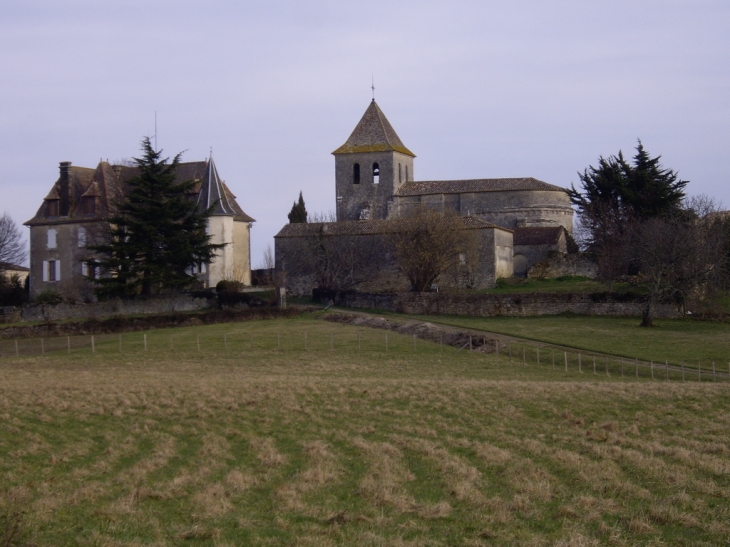 Maison bourgeoise 17ème et l'église 12ème (MH) - Carsac-de-Gurson