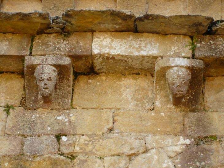 Détail de la Chapelle - Castels