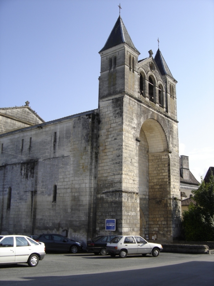 Autre vue de l'Eglise - Celles