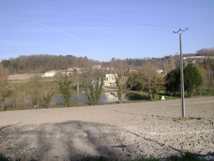 Autre vue au dessus de l'étang - Celles