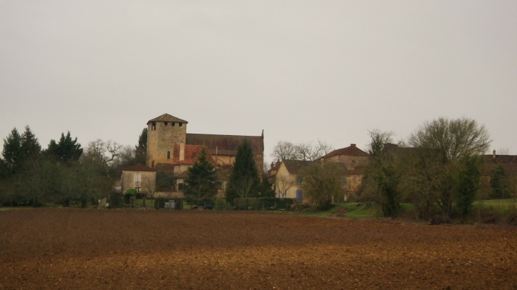 Vue générale du village. - Cendrieux