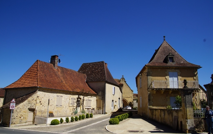 Le Village - Cendrieux