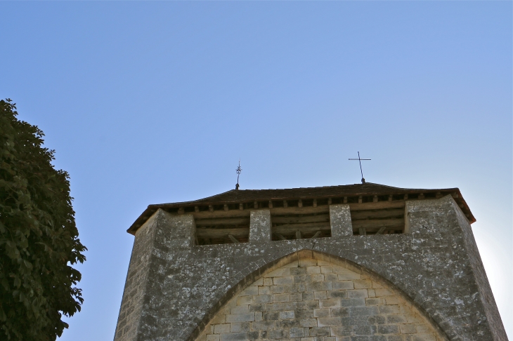 Le clocher de l'église Saint Cybard - Cercles