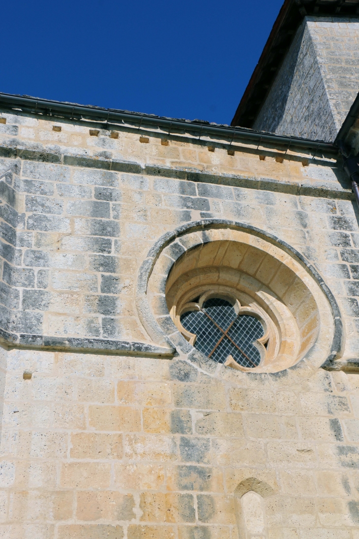 Un bras du transept de l'église Saint Cybard - Cercles