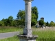 Photo suivante de Champagne-et-Fontaine Croix de chemin à Fontaine.