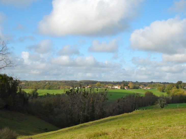 Vue de l'église de Reilhac - Champniers-et-Reilhac