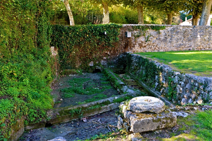 Le lavoir de l'abbaye - Chancelade