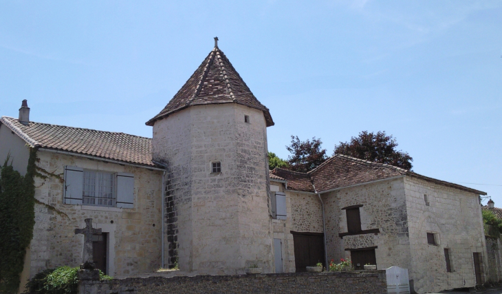 Maison Forte - Chapdeuil