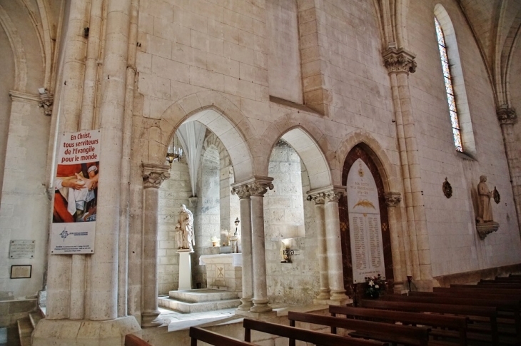 ²église Saint-Julien - Château-l'Évêque