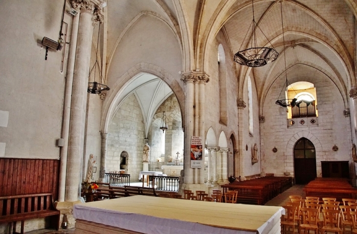 ²église Saint-Julien - Château-l'Évêque