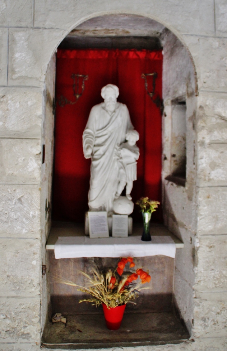 ²église Saint-Julien - Château-l'Évêque