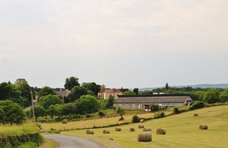 Le Village - Chourgnac