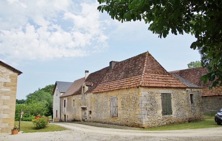 Le Village - Chourgnac