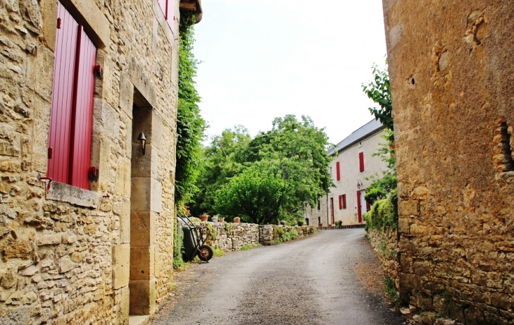 Le Village - Chourgnac