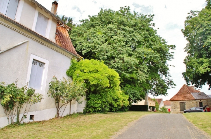 Le Village - Chourgnac