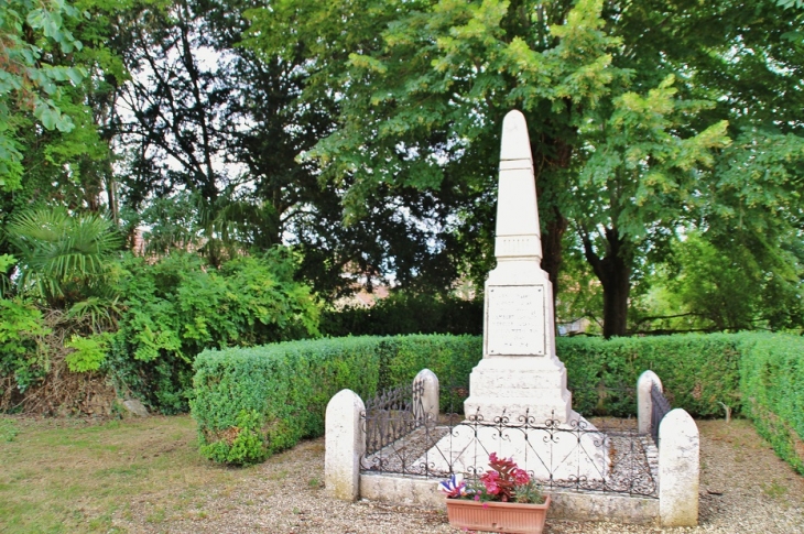 Monument-aux-Morts - Chourgnac