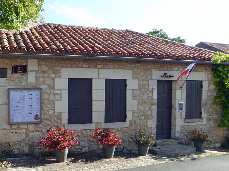 La mairie - Clermont-de-Beauregard