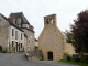 Eglise Romane du XIIe siècle et son clocher-mur de style XIIIe siècle, en 2013.